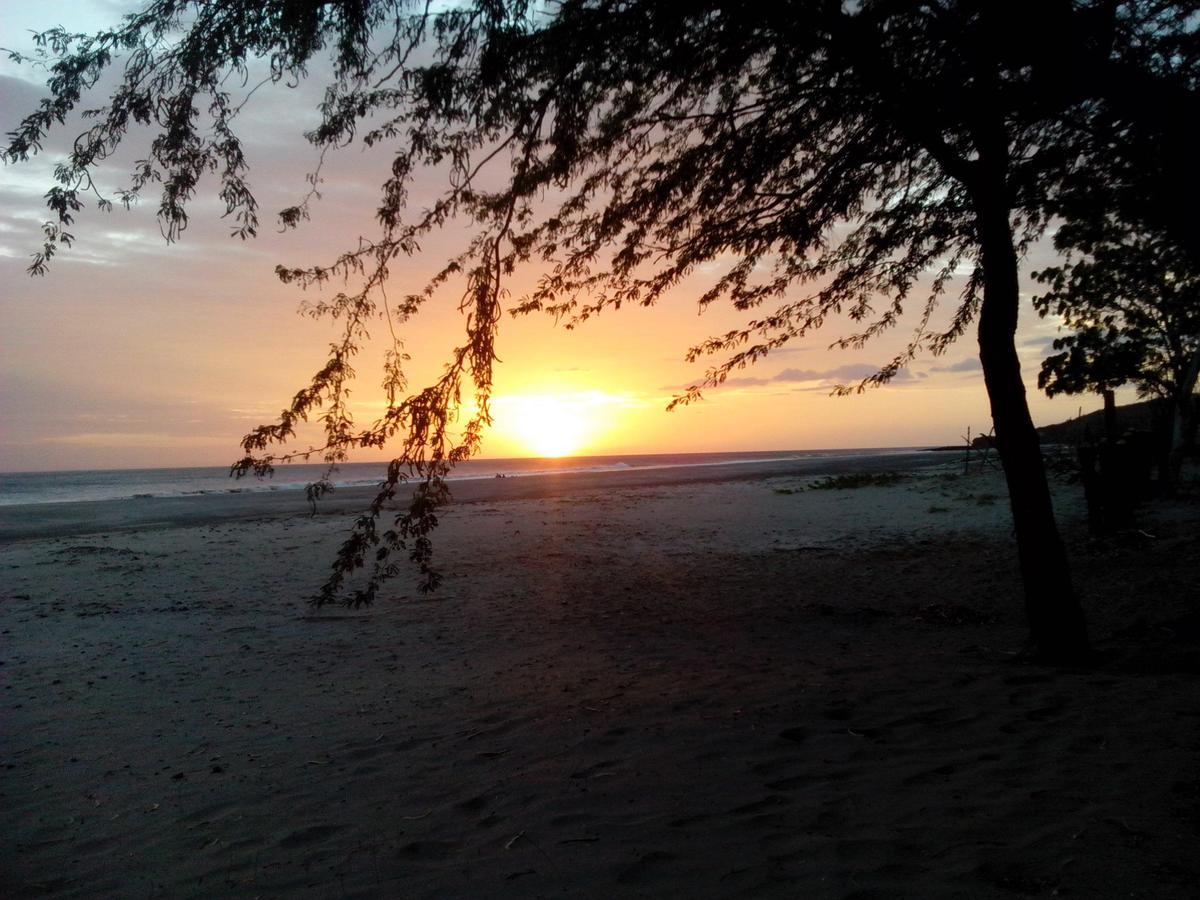 Ola Verde Hotel Popoyo Salinas ภายนอก รูปภาพ